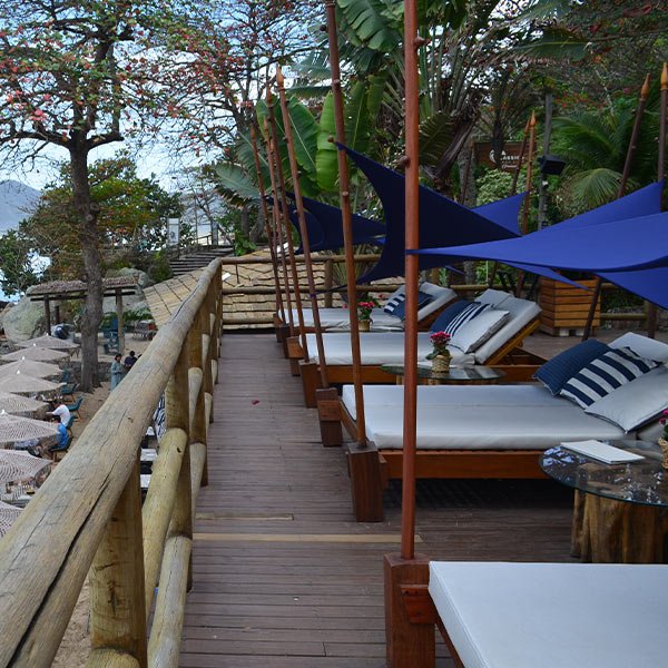 classico-beach-club-grumari-01