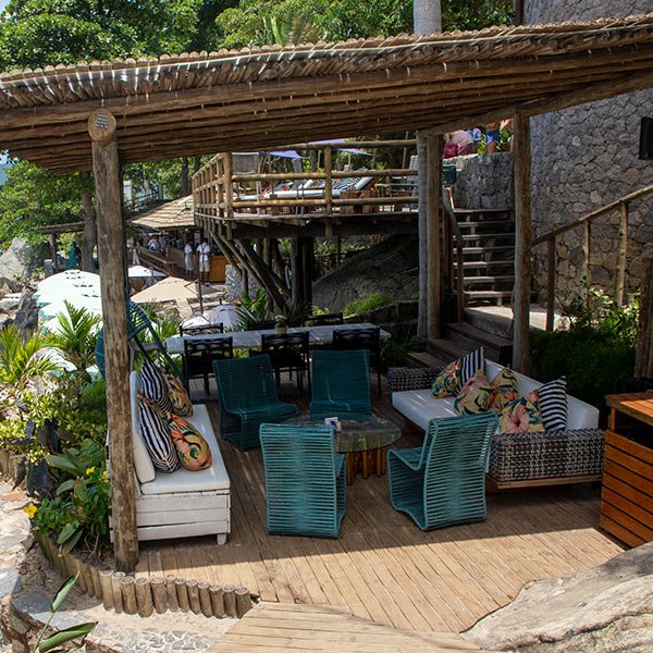 classico-beach-club-grumari-04