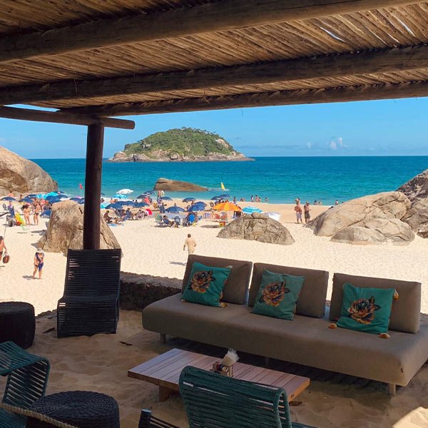 classico-beach-club-grumari-08